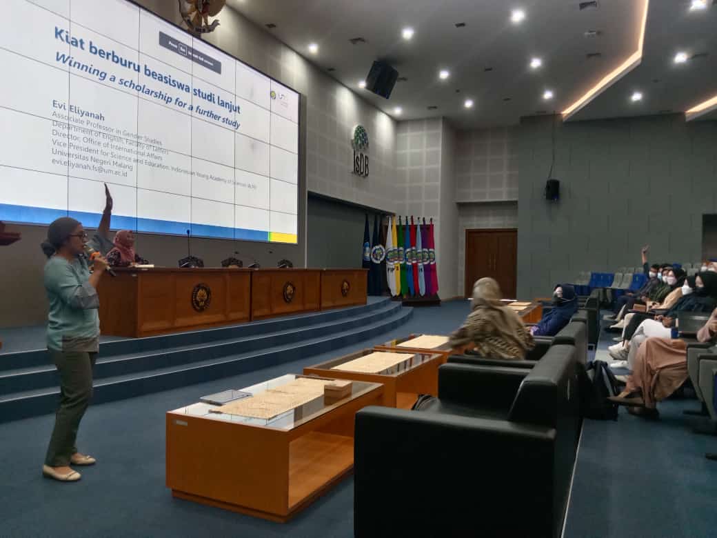 Seksi Karir dan Alumni UM Selenggarakan Scholarship Coaching untuk Mahasiswa