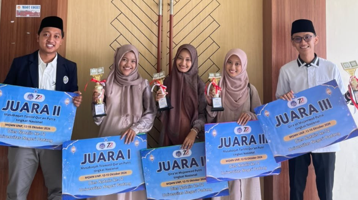 Kafilah UM Sukses Raih Lima Penghargaan pada MTQ Mahasiswa Nasional di UNP
